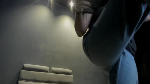 Emily online show from 01-18-25, 10:39