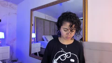 Emily online show from 02-10-25, 11:25