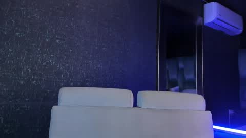 Emily online show from 03-31-26, 09:21