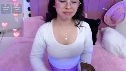 Criss online show from 12-04-25, 01:26