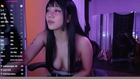 leash online show from 04-11-26, 04:39