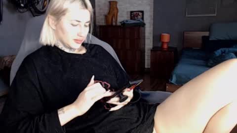 Snapshot of amayamalina chatting on 01-07-25, 08:13 Malina online show from 01-07-25, 08:13