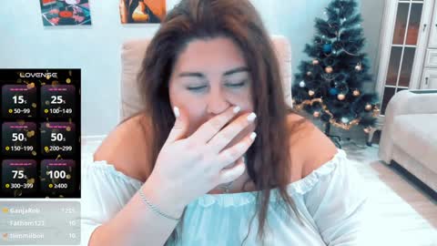 Snapshot of amazing_alina chatting on 12-01-24, 10:43 Alina online show from 12-01-24, 10:43