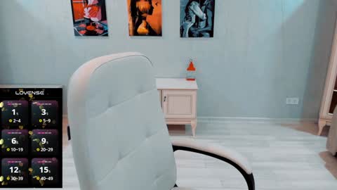 Snapshot of amazing_alina chatting on 02-03-25, 03:42 Alina online show from 02-03-25, 03:42