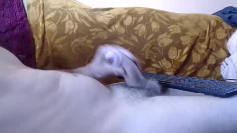 amazingcuteboy845 online show from 05-19-26, 01:39