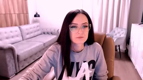 Izza online show from 09-29-25, 11:04