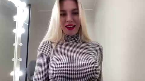 Kelly online show from 12-03-24, 07:43