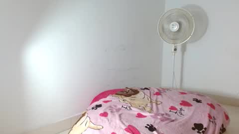 Snapshot of ambar69noir chatting on 03-29-26, 07:03 HAMBAR online show from 03-29-26, 07:03