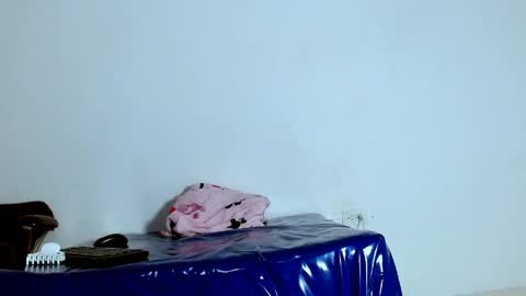 Snapshot of ambar69noir chatting on 04-11-26, 06:56 HAMBAR online show from 04-11-26, 06:56