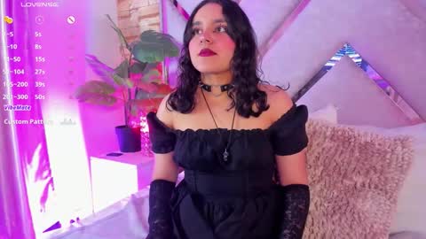   online show from 12-15-25, 06:45