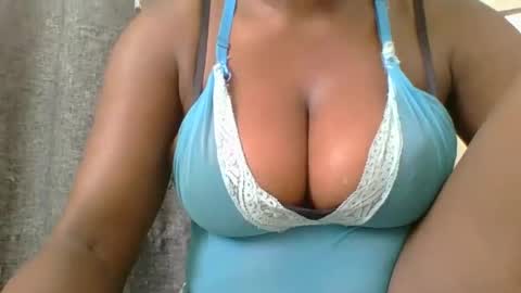 Mia online show from 01-13-25, 12:56