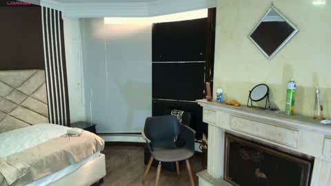 Ambar Ross online show from 01-16-25, 07:20