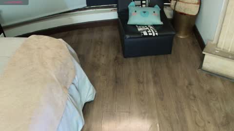 Ambar Ross online show from 02-22-25, 07:25