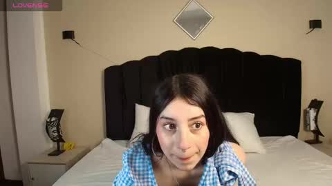 Ambar Ross online show from 10-08-25, 01:20