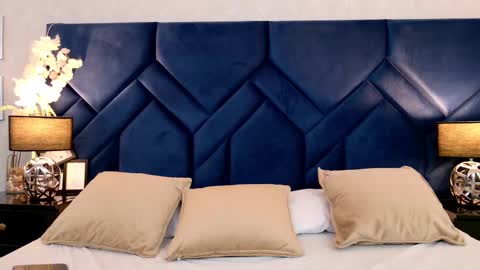 AmbarSantany  online show from 11-12-25, 11:47