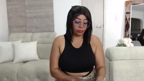  Amber Sofhia  online show from 12-03-25, 08:29