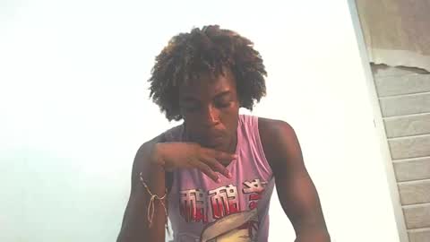 Snapshot of ambartxsex chatting on 01-16-25, 02:30 ambartxsex online show from 01-16-25, 02:30