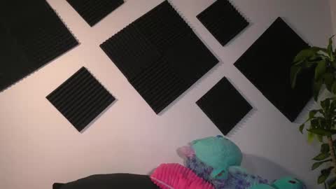 Amber online show from 02-07-26, 01:09