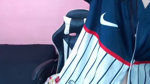 Snapshot of ambel_rose chatting on 02-05-25, 10:22 ambel_rose online show from 02-05-25, 10:22