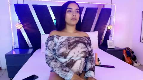 Snapshot of amber__jhonson_ chatting on 05-28-26, 09:34 Amber online show from 05-28-26, 09:34
