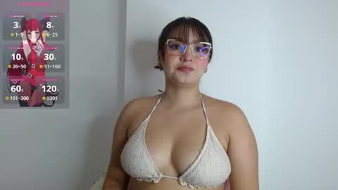 Snapshot of amber__muse chatting on 02-08-26, 06:39 Amber online show from 02-08-26, 06:39