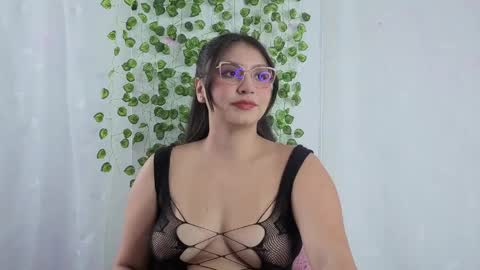 Amber  online show from 06-08-26, 02:50