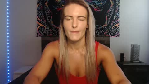 Amber online show from 09-16-25, 01:34