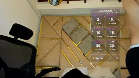 Amber  online show from 10-05-25, 03:21