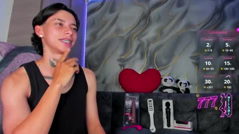 Snapshot of amber_adams_ chatting on 05-04-26, 10:50 Amber online show from 05-04-26, 10:50