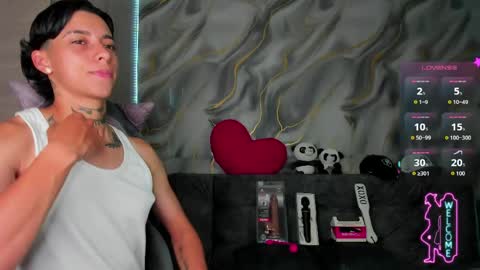 Snapshot of amber_adams_ chatting on 06-01-26, 07:48 Amber online show from 06-01-26, 07:48
