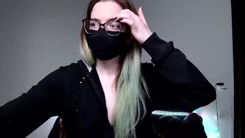 Snapshot of amber_candyfloss chatting on 12-12-24, 11:47 Amber non-nude model online show from 12-12-24, 11:47