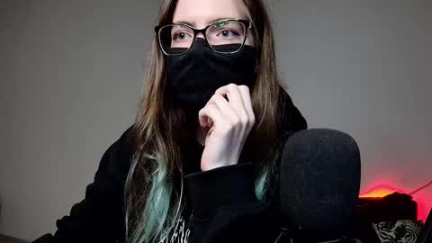 Snapshot of amber_candyfloss chatting on 09-27-25, 11:10 Amber non-nude model online show from 09-27-25, 11:10