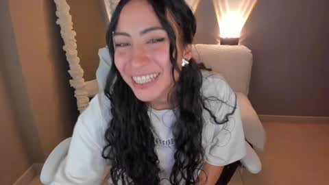 amber_curly online show from 02-16-25, 08:55