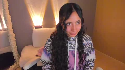 amber_curly online show from 02-20-25, 10:48