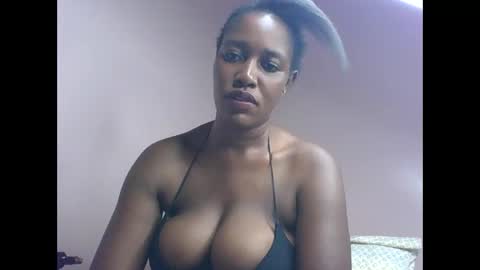 amber_cutie2 online show from 04-18-26, 02:04