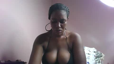 amber_cutie2 online show from 06-03-26, 01:08