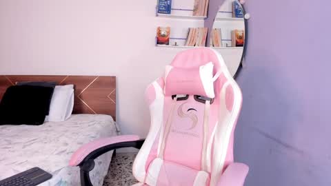 Amber online show from 02-08-25, 08:42