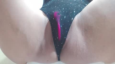 Amber Moore online show from 11-25-25, 01:00