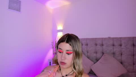 Snapshot of amber_palmer chatting on 04-24-26, 08:44 amber_palmer online show from 04-24-26, 08:44