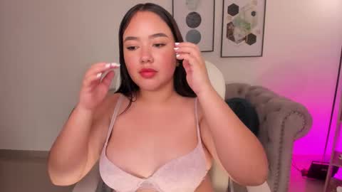 Snapshot of amber_riott chatting on 11-14-25, 12:04 amber online show from 11-14-25, 12:04