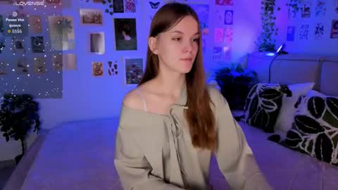 Amber online show from 04-18-26, 05:33