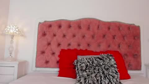 julieta  online show from 09-10-25, 12:27