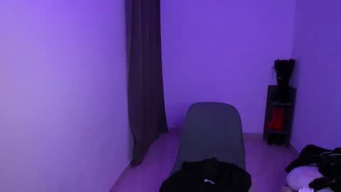 find me here ---    online show from 03-25-26, 01:00