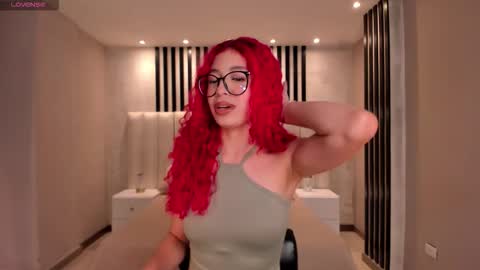 Amber Fox online show from 01-12-26, 10:53