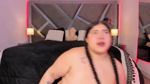 Amber  online show from 02-18-25, 11:55