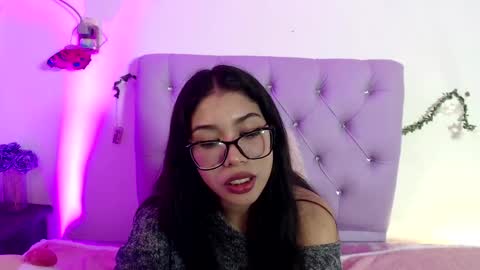 Amber Jeong online show from 01-21-25, 03:15