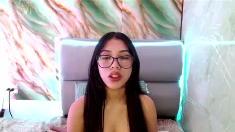 Amber Jeong online show from 02-19-25, 09:58