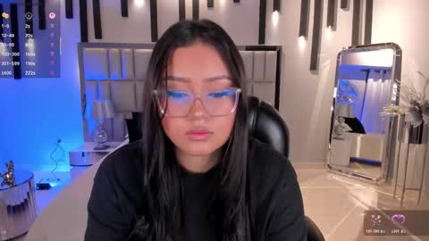 Amber  online show from 11-06-25, 03:07