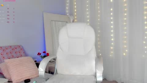 Amber online show from 01-15-25, 03:07