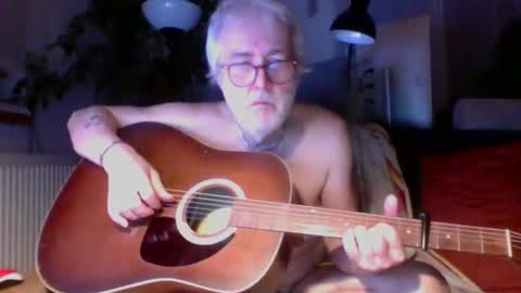 Amberr11 online show from 11-17-25, 11:32